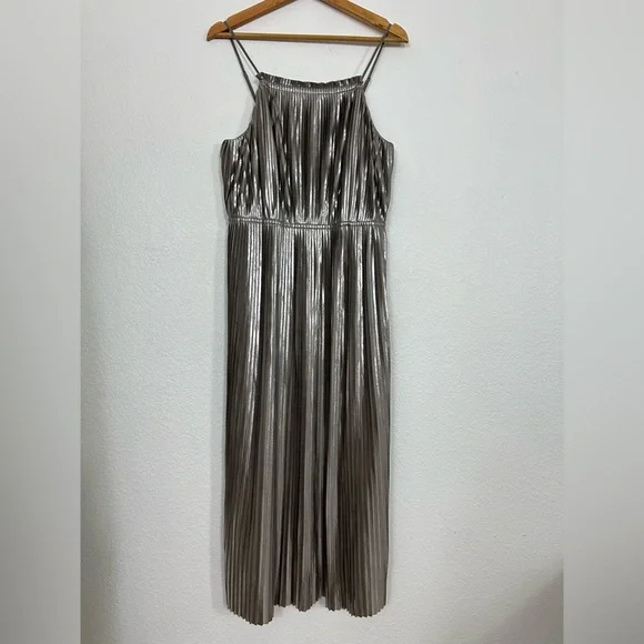 Banana Republic Size 8 Gunmetal Pleated Midi Dress FESTIVE PARTY FORMAL - Picture 4 of 12